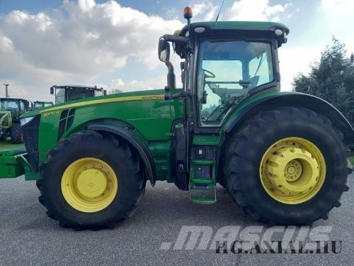 John Deere 8370R Traktorok