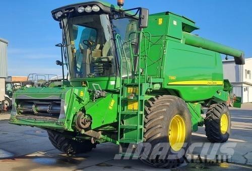 John Deere T660 Kombájnok