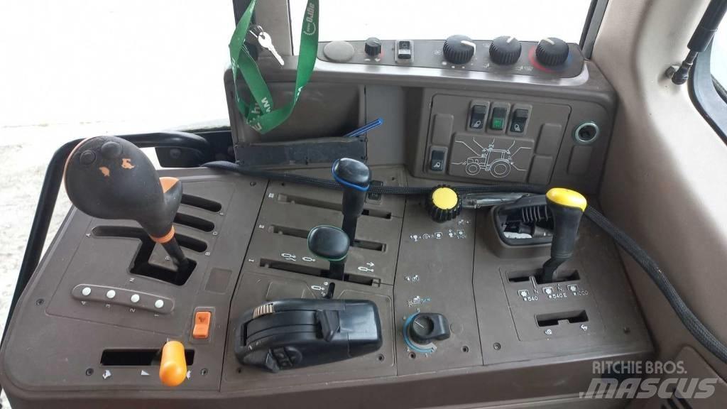 John Deere 6630 Traktorok