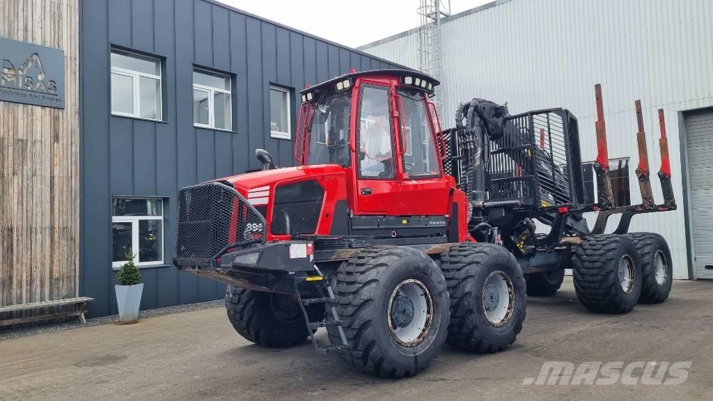 Komatsu 895 Kihordók