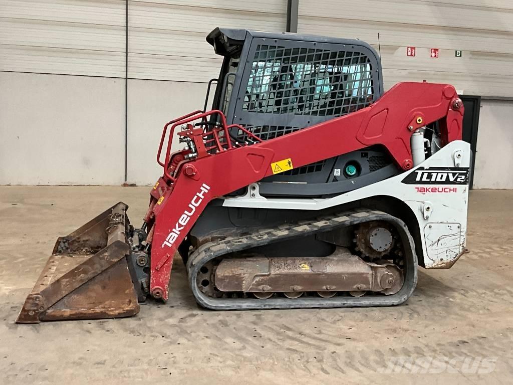 Takeuchi TL10 V-2 Kompaktrakodók