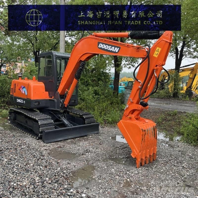 Doosan DH 60-7 Mini kotrók < 7t