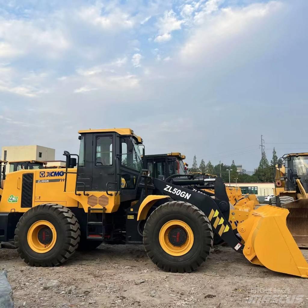 XCMG ZL 50 Gumikerekes homlokrakodók