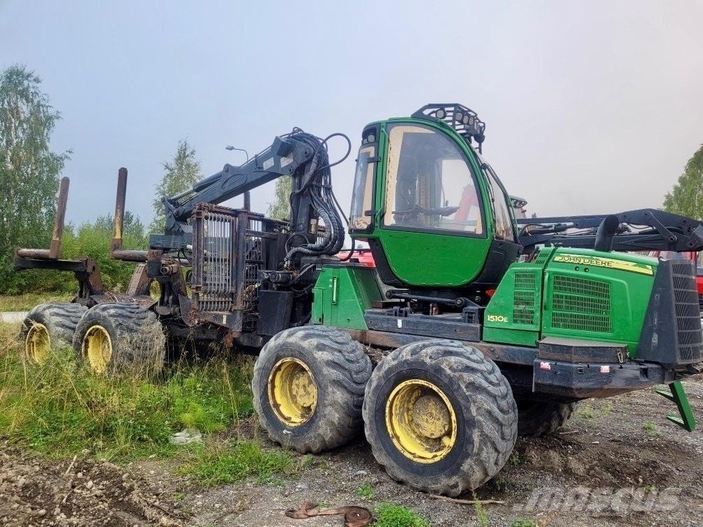 John Deere 1510 E Kihordók