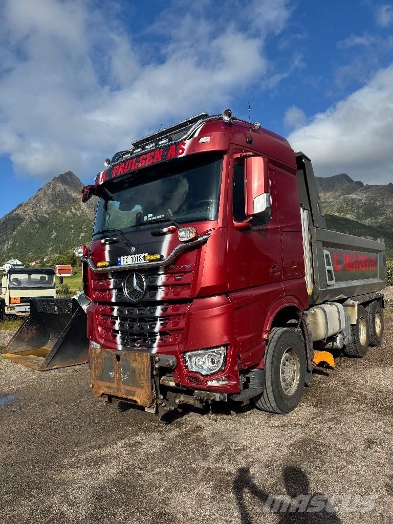Mercedes-Benz Arocs Billenő teherautók