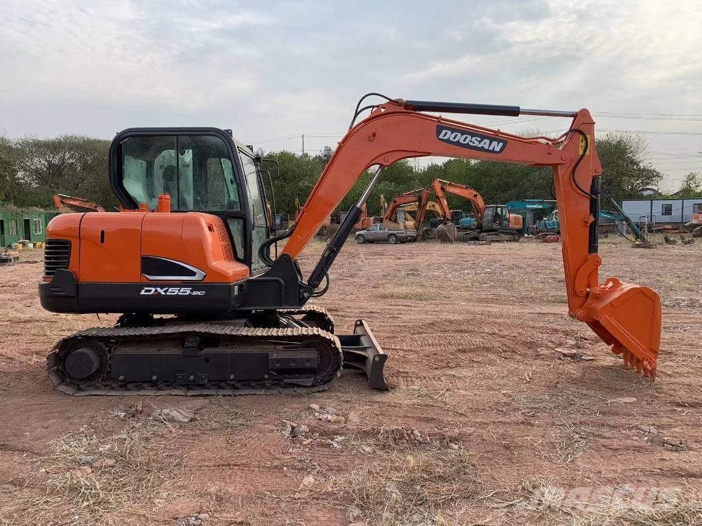 Doosan DX 55 Mini kotrók < 7t