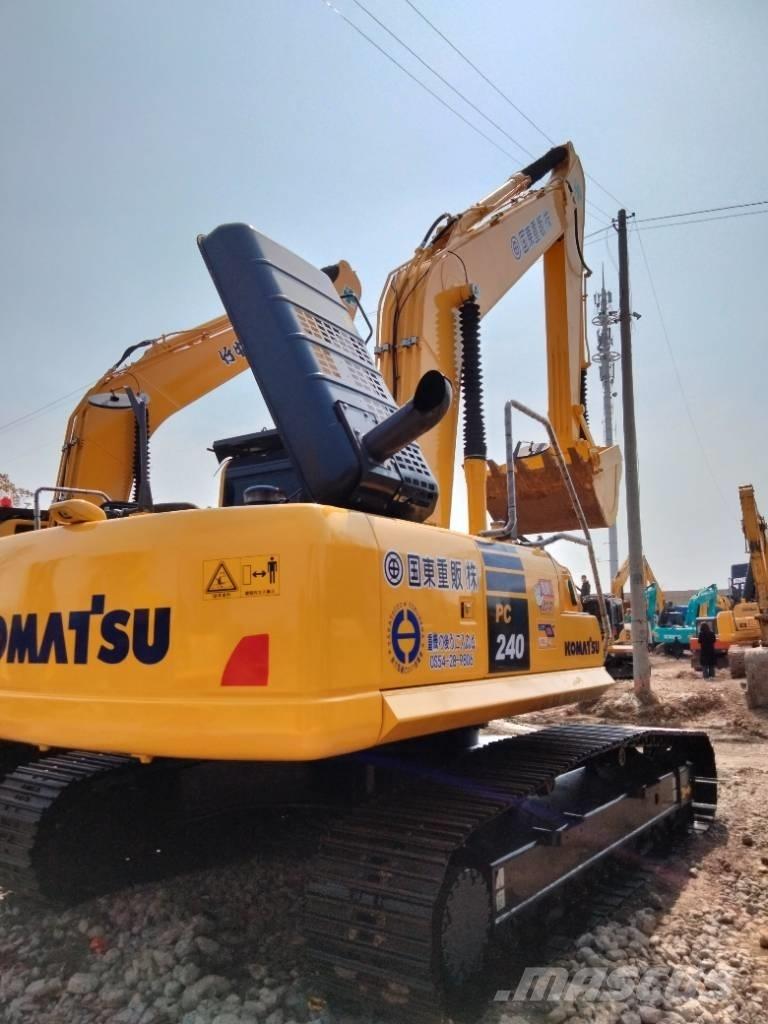 Komatsu PC 240 Lánctalpas kotrók