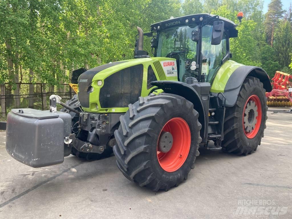 CLAAS Axion 960 Traktorok