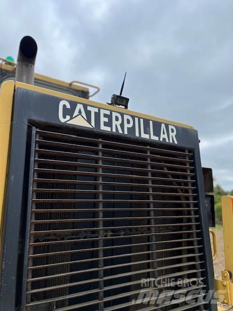 CAT 950 F Gumikerekes homlokrakodók