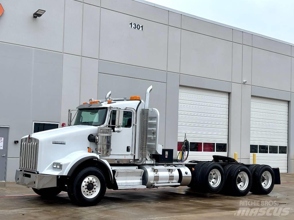 Kenworth T 800 Nyergesvontatók