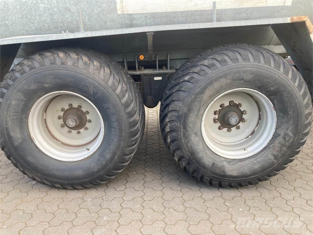 Kotte VT 14000 Trágyaszóró