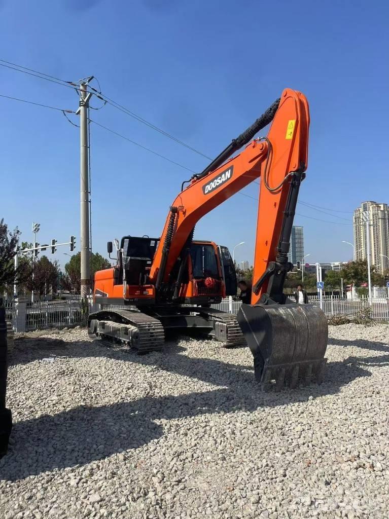 Doosan DX 225LC-9C Lánctalpas kotrók
