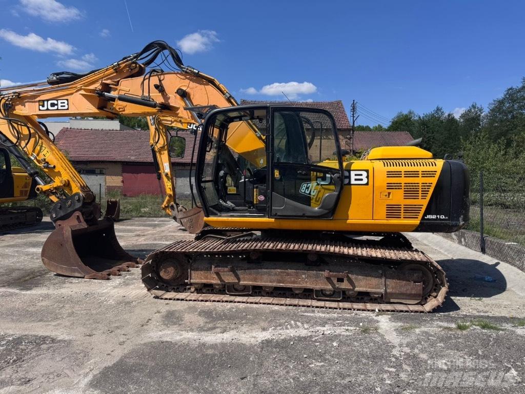 JCB JS 210 LC Lánctalpas kotrók