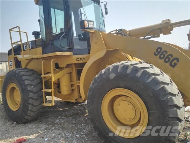 CAT 966 G Gumikerekes homlokrakodók