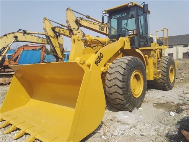 CAT 966 G Gumikerekes homlokrakodók
