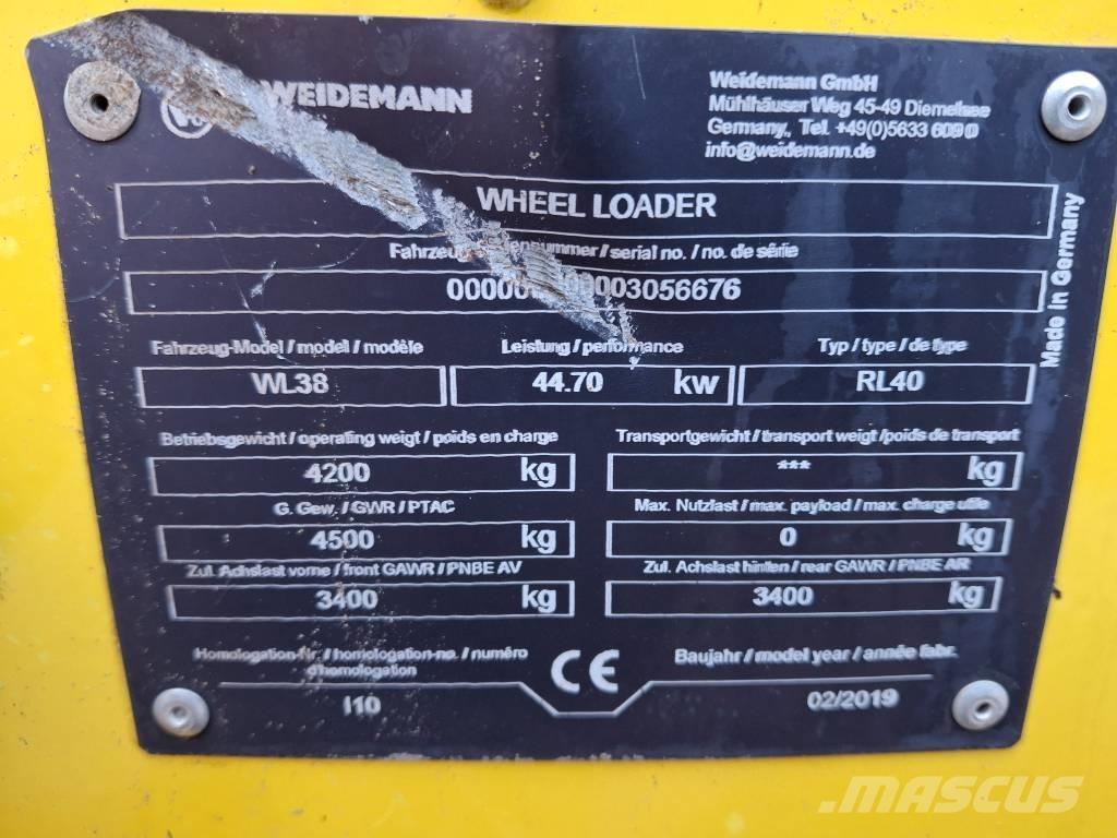 Wacker Neuson WL 38 Gumikerekes homlokrakodók