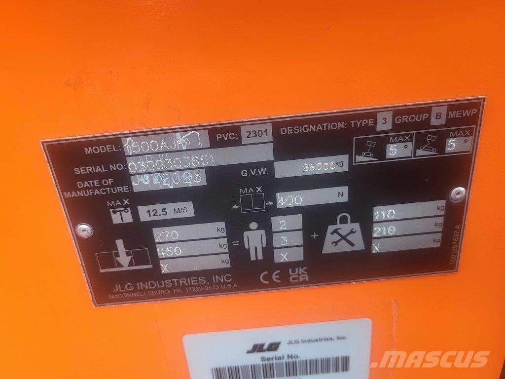 JLG 1500AJP Karos emelők