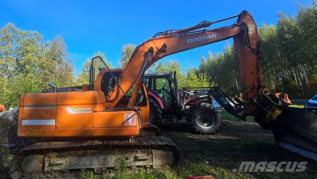 Doosan DX 140 LC Lánctalpas kotrók