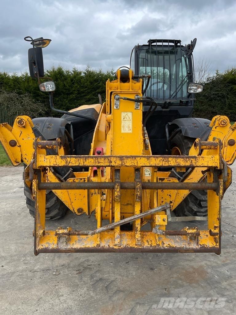 JCB 535-125 Teleszkópos rakodók