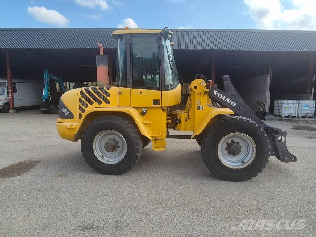 Volvo L 40 B Gumikerekes homlokrakodók