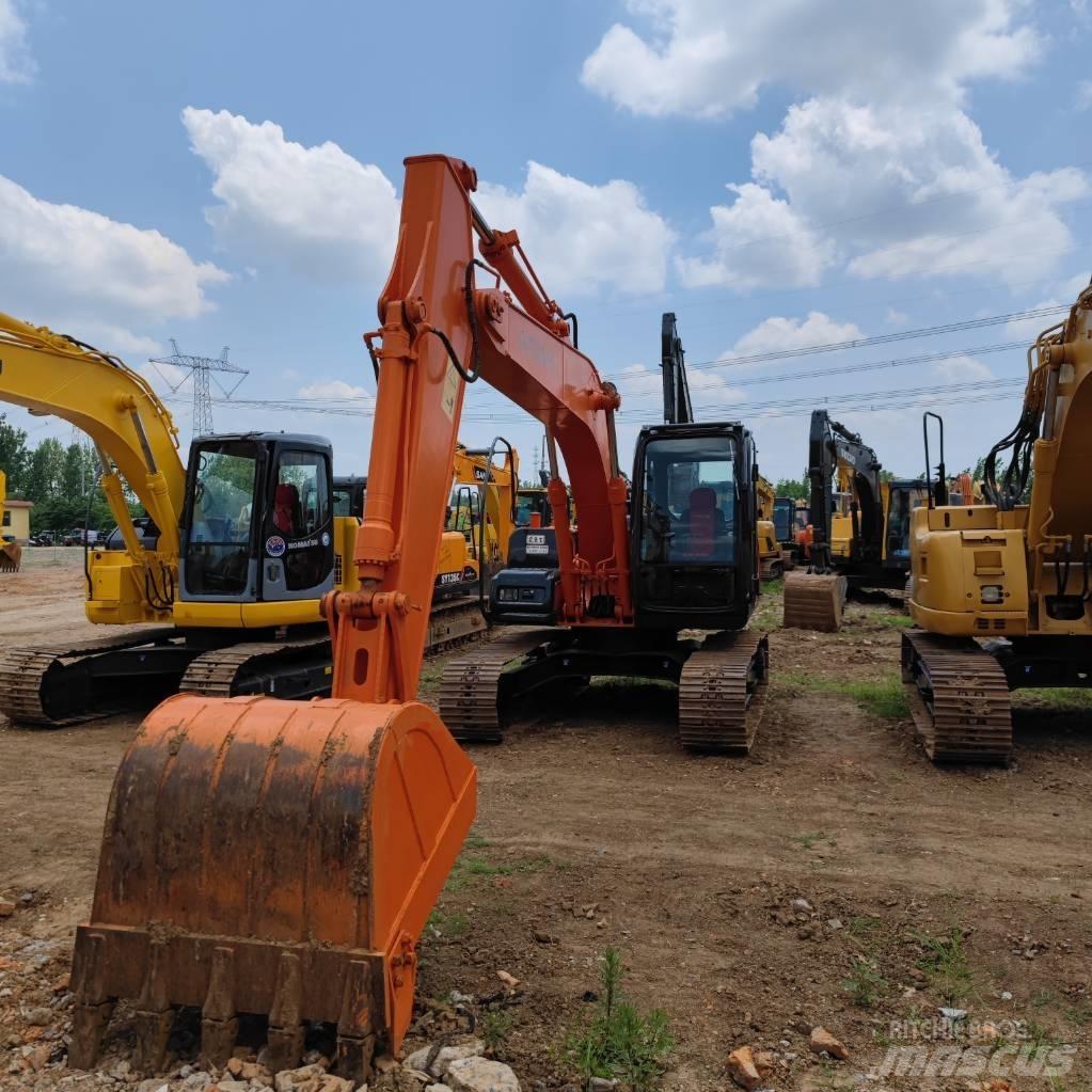 Hitachi ZX 120 Lánctalpas kotrók