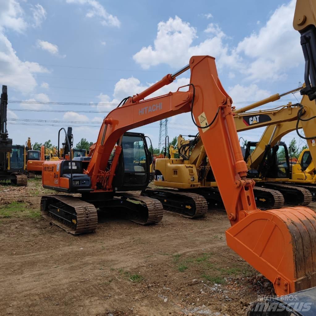 Hitachi ZX 120 Lánctalpas kotrók