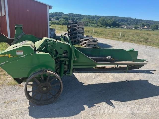 John Deere 3950 Szecskázók