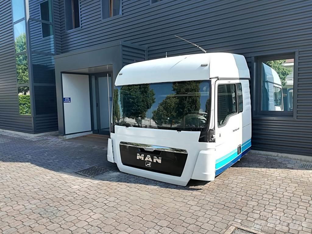 MAN TGX XLX EURO 5 Vezetőfülke és belső tartozékok