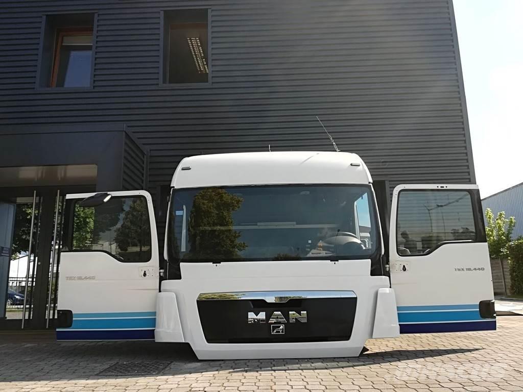 MAN TGX XLX EURO 5 Vezetőfülke és belső tartozékok
