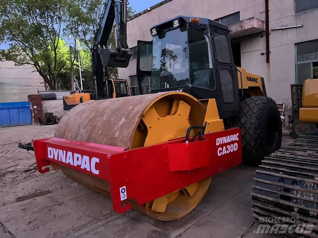 Dynapac CA 30 D Egydobos hengerek