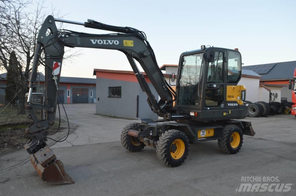 Volvo EW 60 E Gumikerekes kotrók