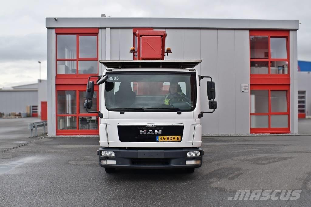 Ruthmann T 330 Teherautóra szerelt emelők és állványok