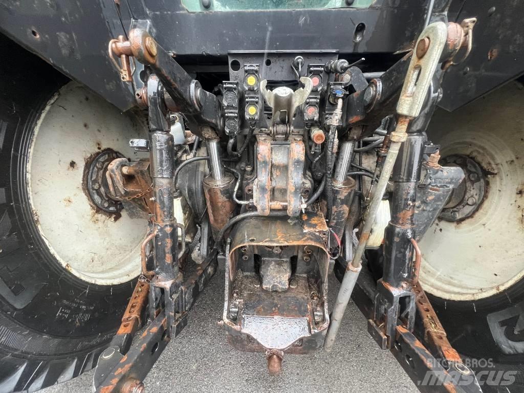 Valtra M 150-4 Traktorok