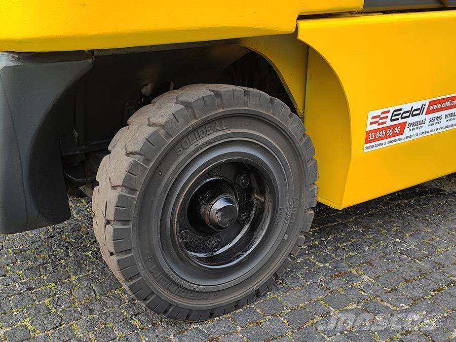 Komatsu FG40T-7 Gázüzemű targoncák