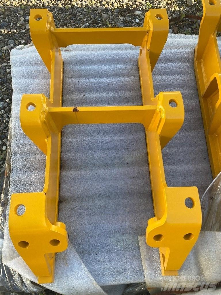 Komatsu D65PX lánctalpas dózerek