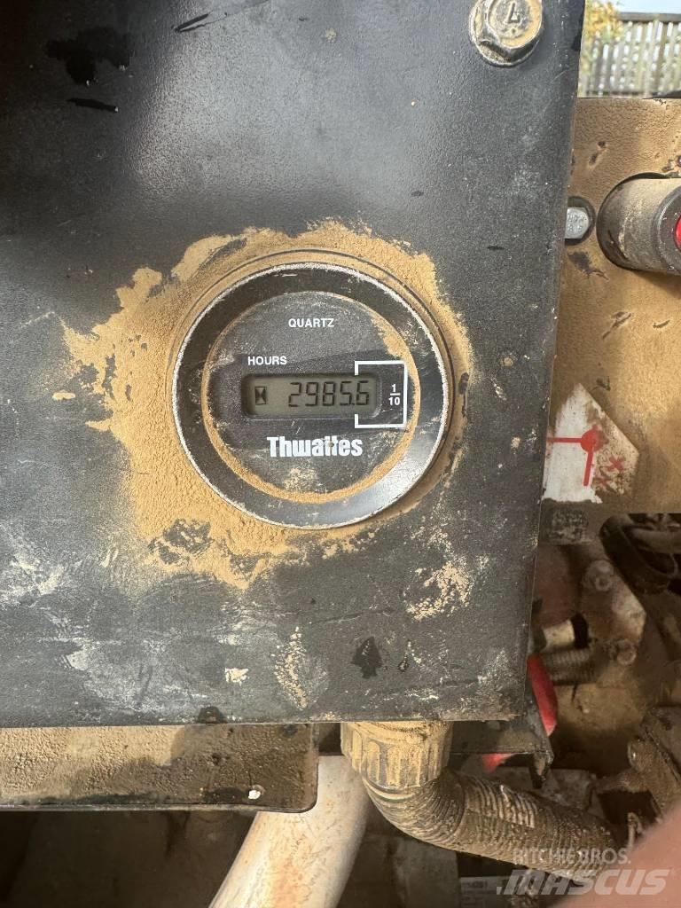 Thwaites 3 ton Mezei dömperek