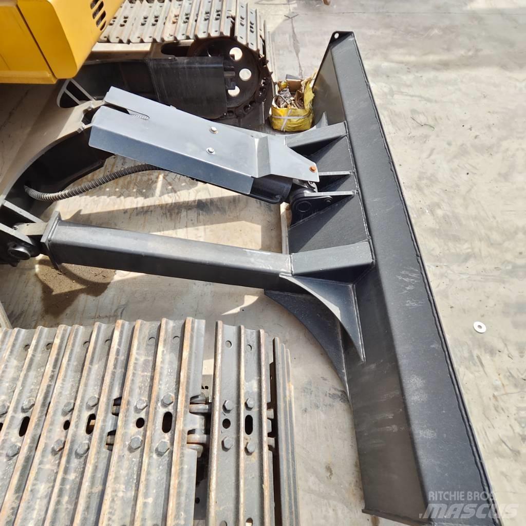 CAT 308 D Közepes (midi) kotrók 7 t - 12 t