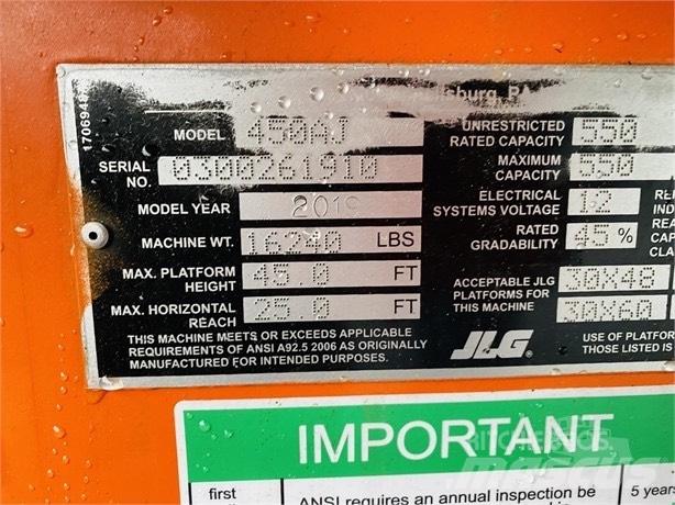 JLG 450 A Karos emelők