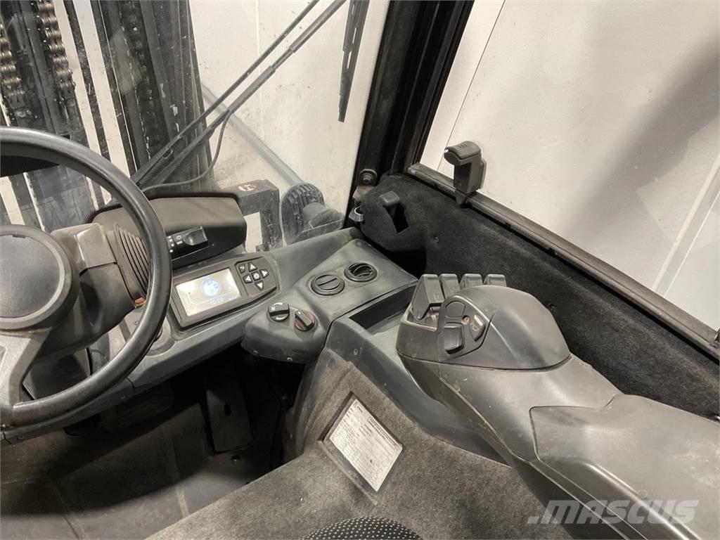 CAT EP35N Elektromos targoncák