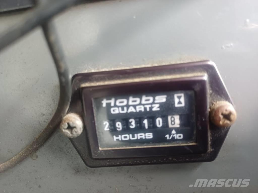 Kobelco CKE 2500 Lánctalpas daruk