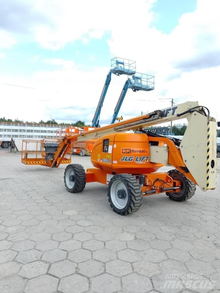 JLG 600 AJ Karos emelők
