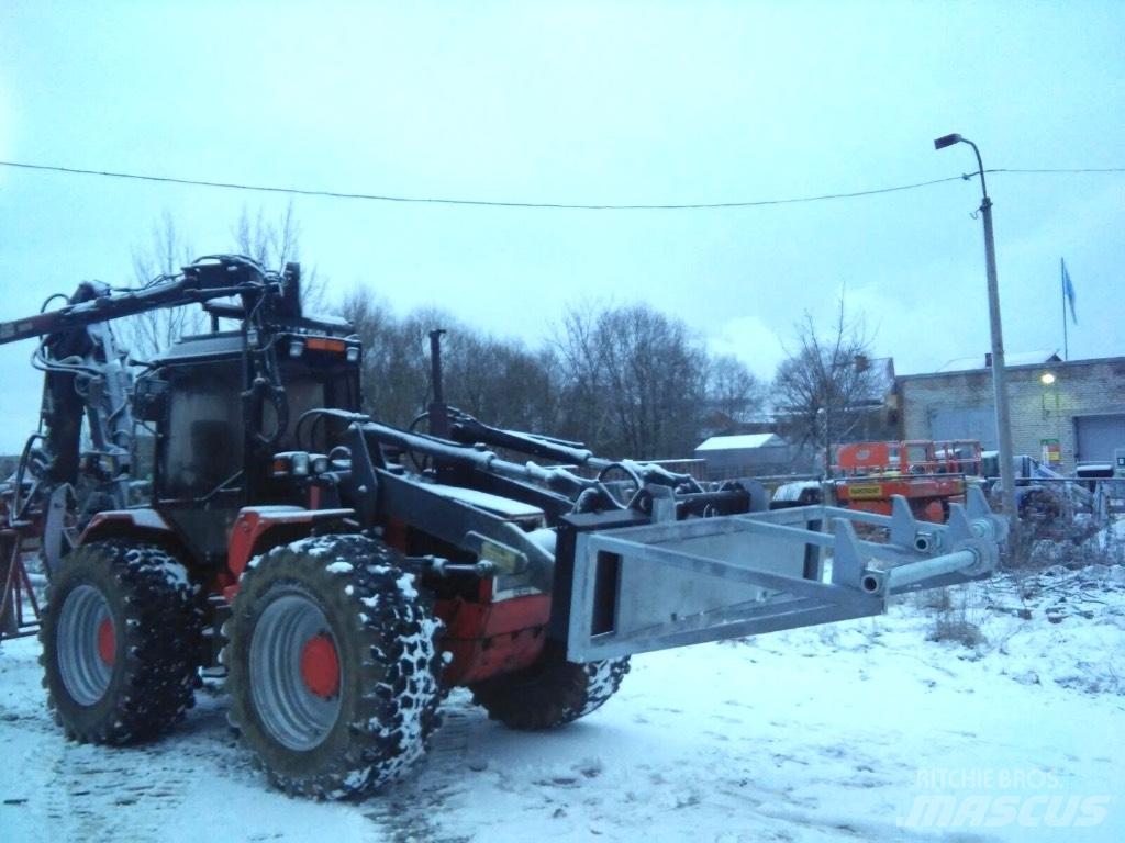 Huddig 960 Gumikerekes kotrók