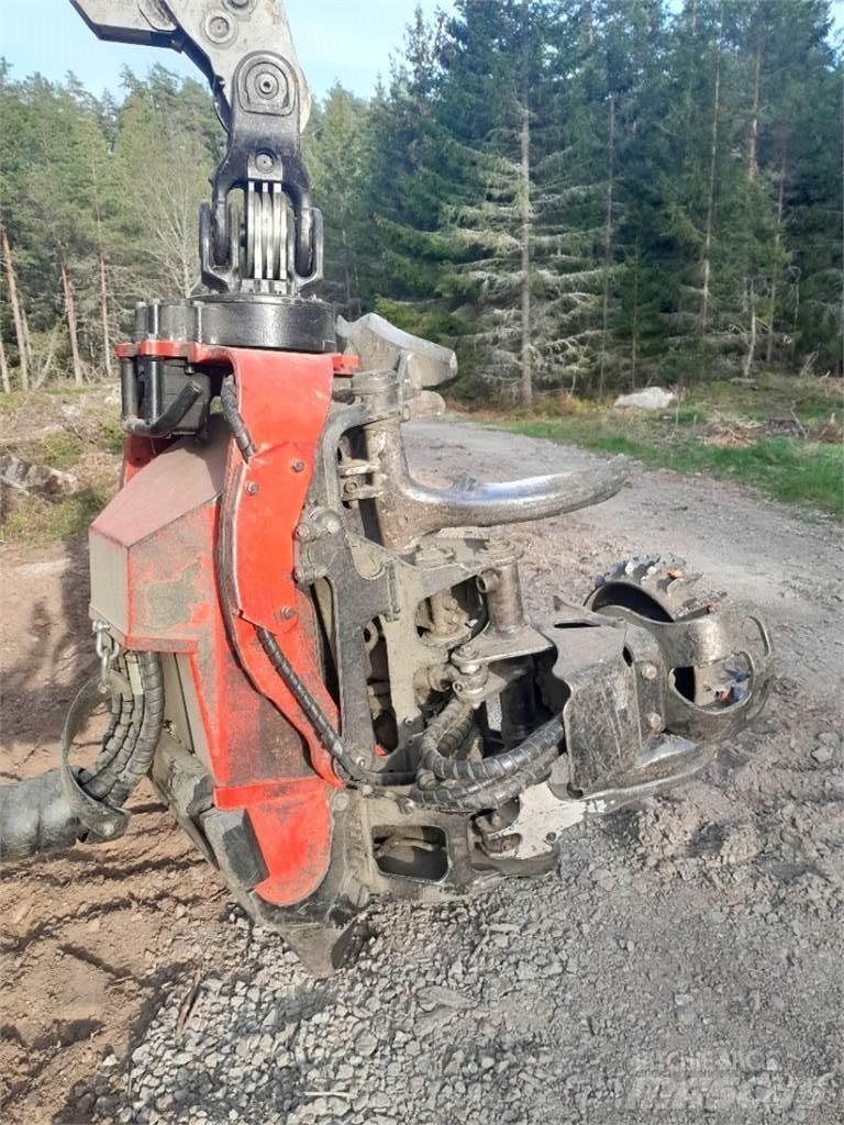 Komatsu C93 Betakarító fejek
