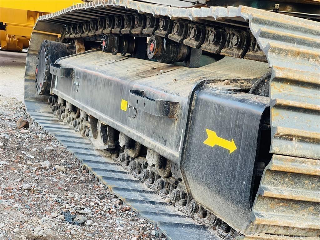 CAT 320D2L Lánctalpas kotrók