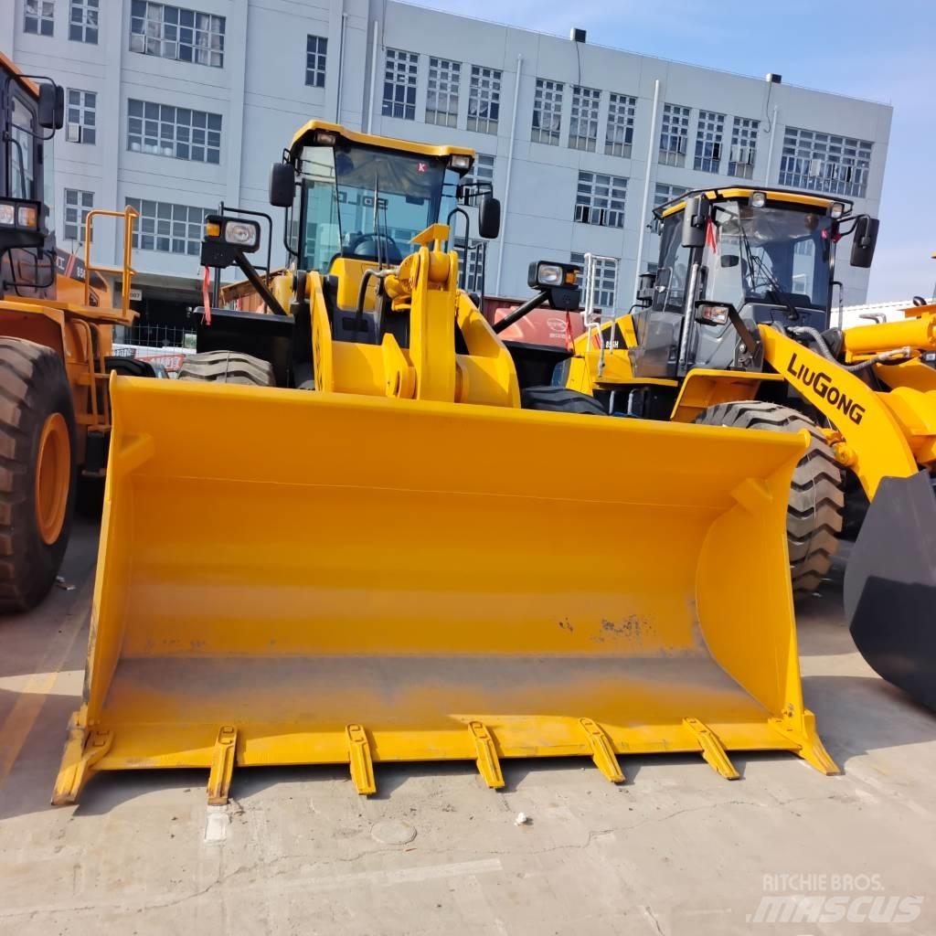 SDLG LG 958 L Gumikerekes homlokrakodók