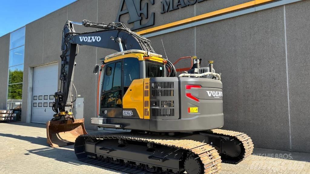 Volvo ECR 235 E Lánctalpas kotrók