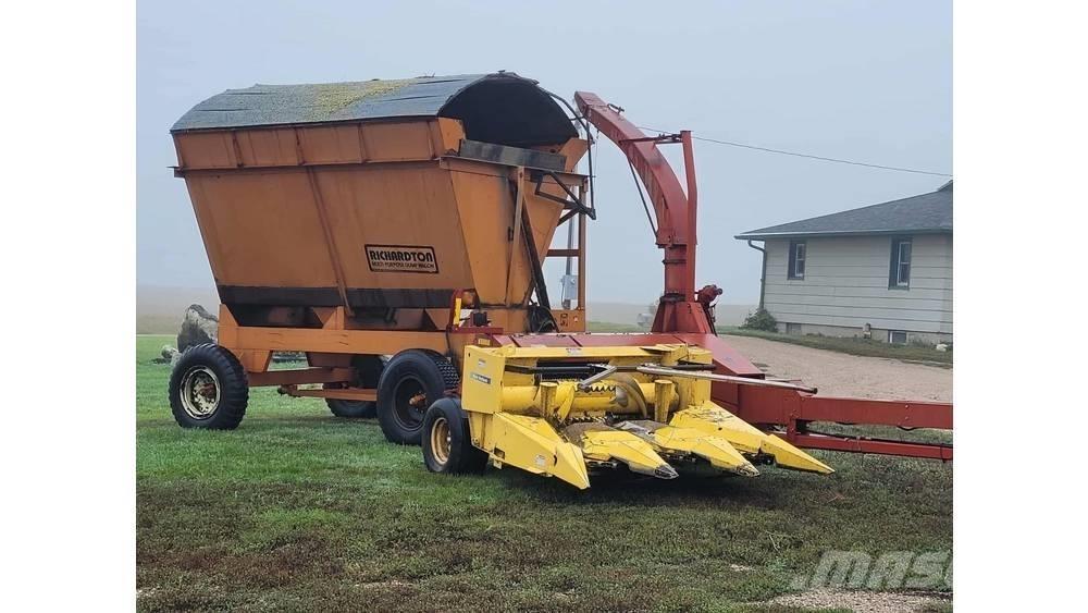 New Holland FP230 Szecskázók
