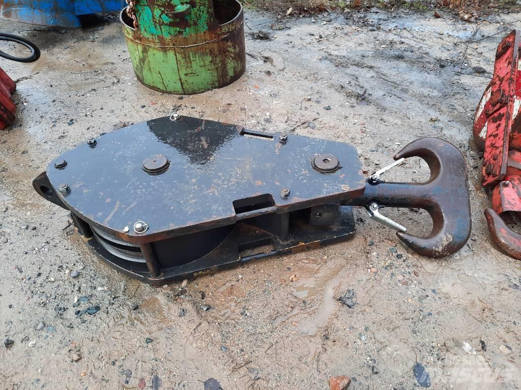 Liebherr Seilflasche Lánctalpas daruk