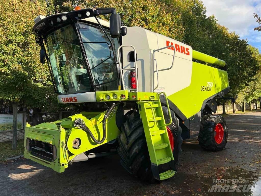 CLAAS 750 Kombájnok