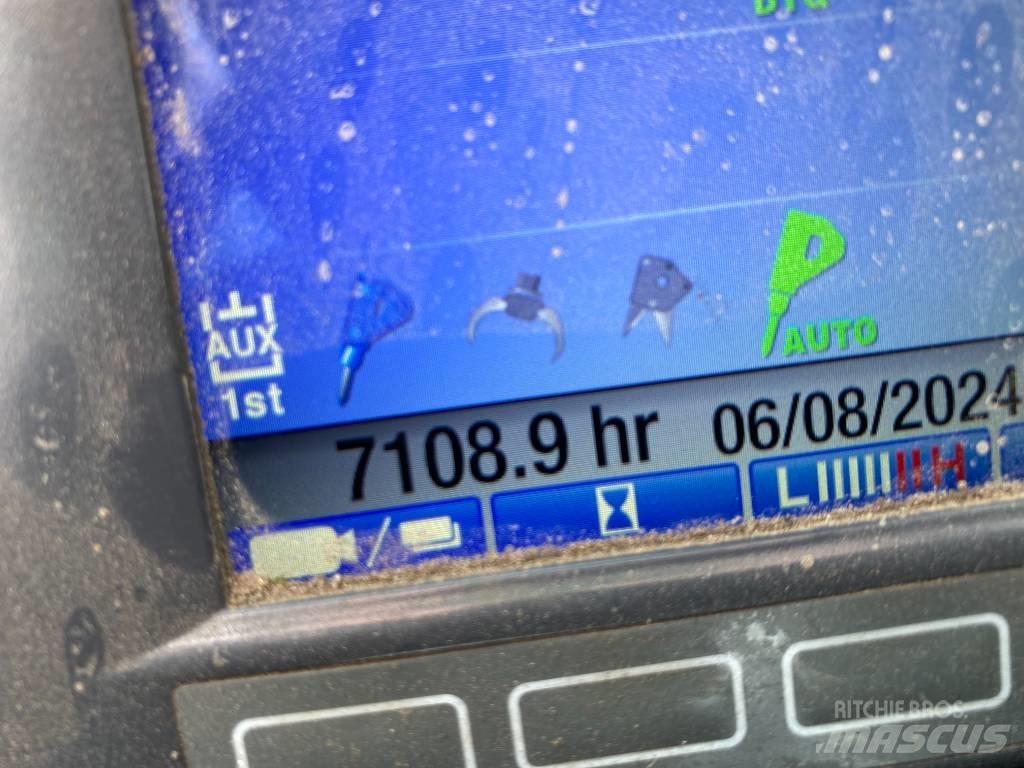Takeuchi TB 295 W Erdészeti Kotrók